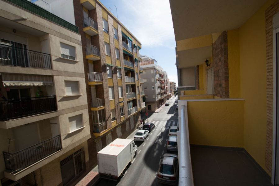 App playa del cura torrevieja op 500m van strand grenoveerd